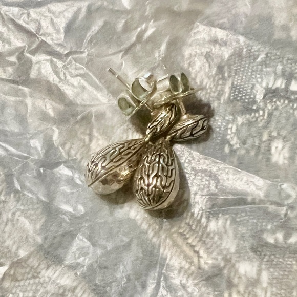 John Hardy Hammered Teardrop Earrings - Picture 3 of 3